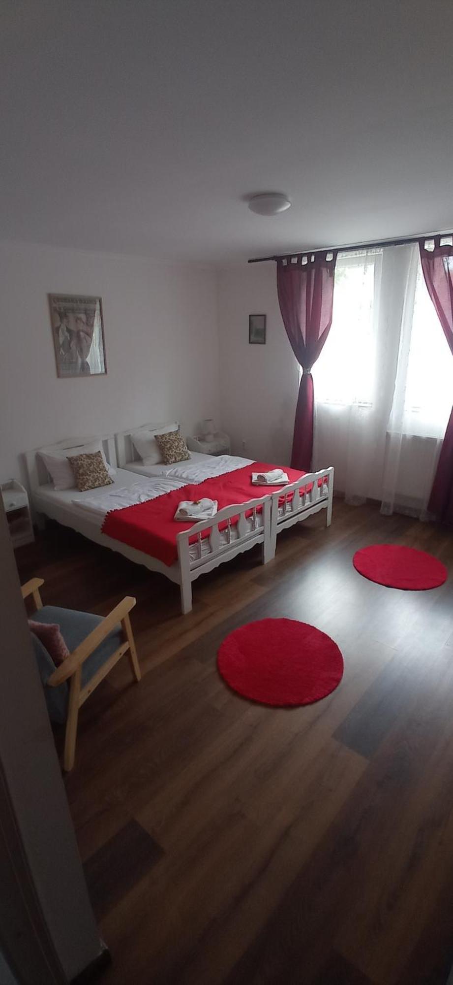 Servus Vendeghaz Lengyeltoti Luaran gambar